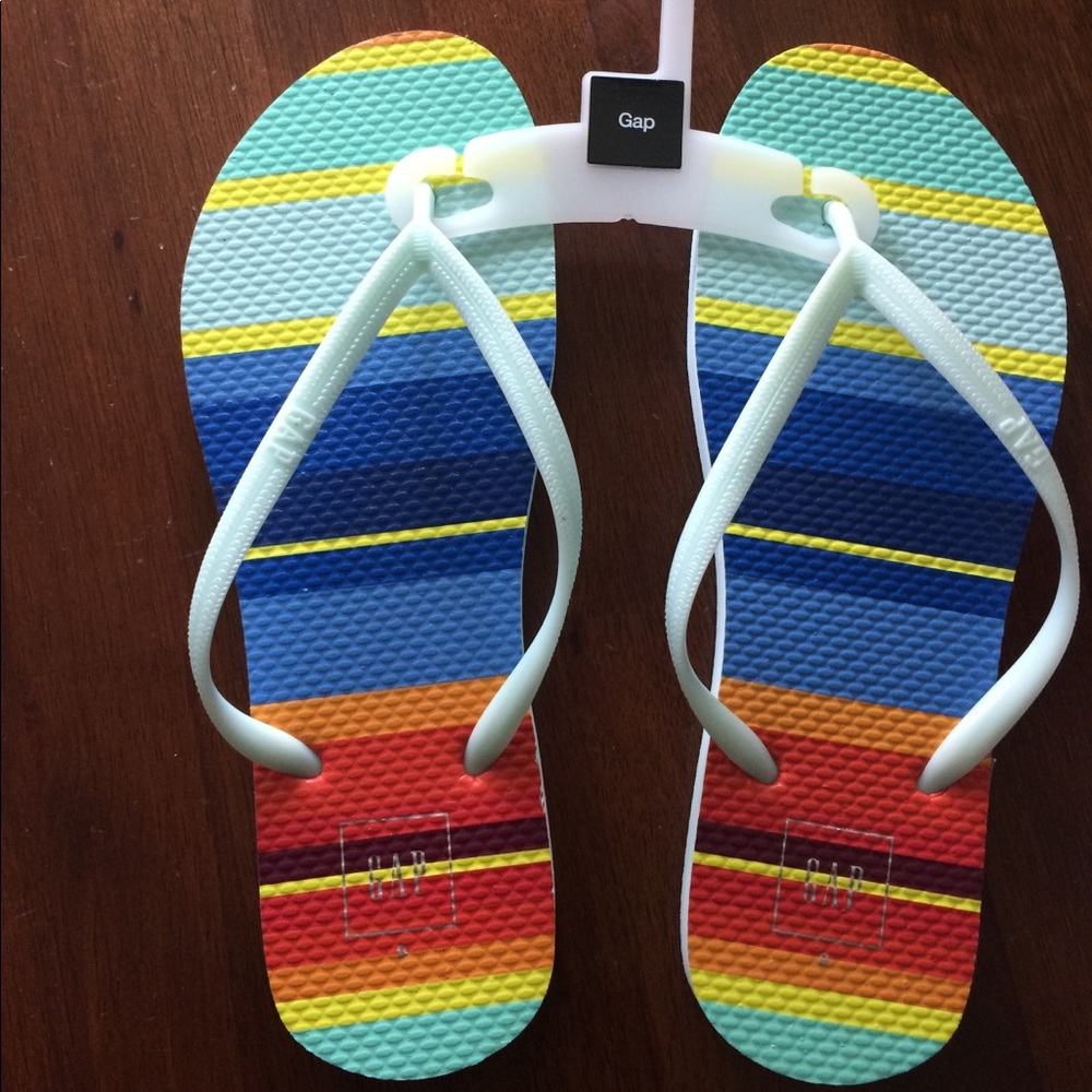Gap Factory Flip Flops - Picture 2 of 3